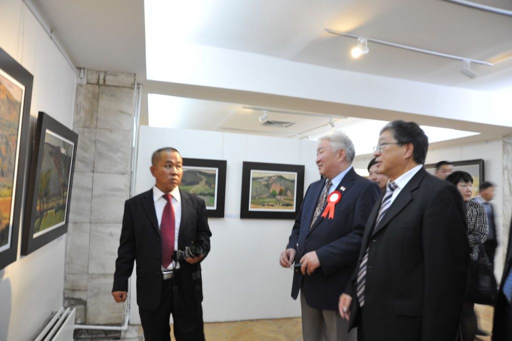 “Хятадын уран зохиолын дээж” номын ёслол болно